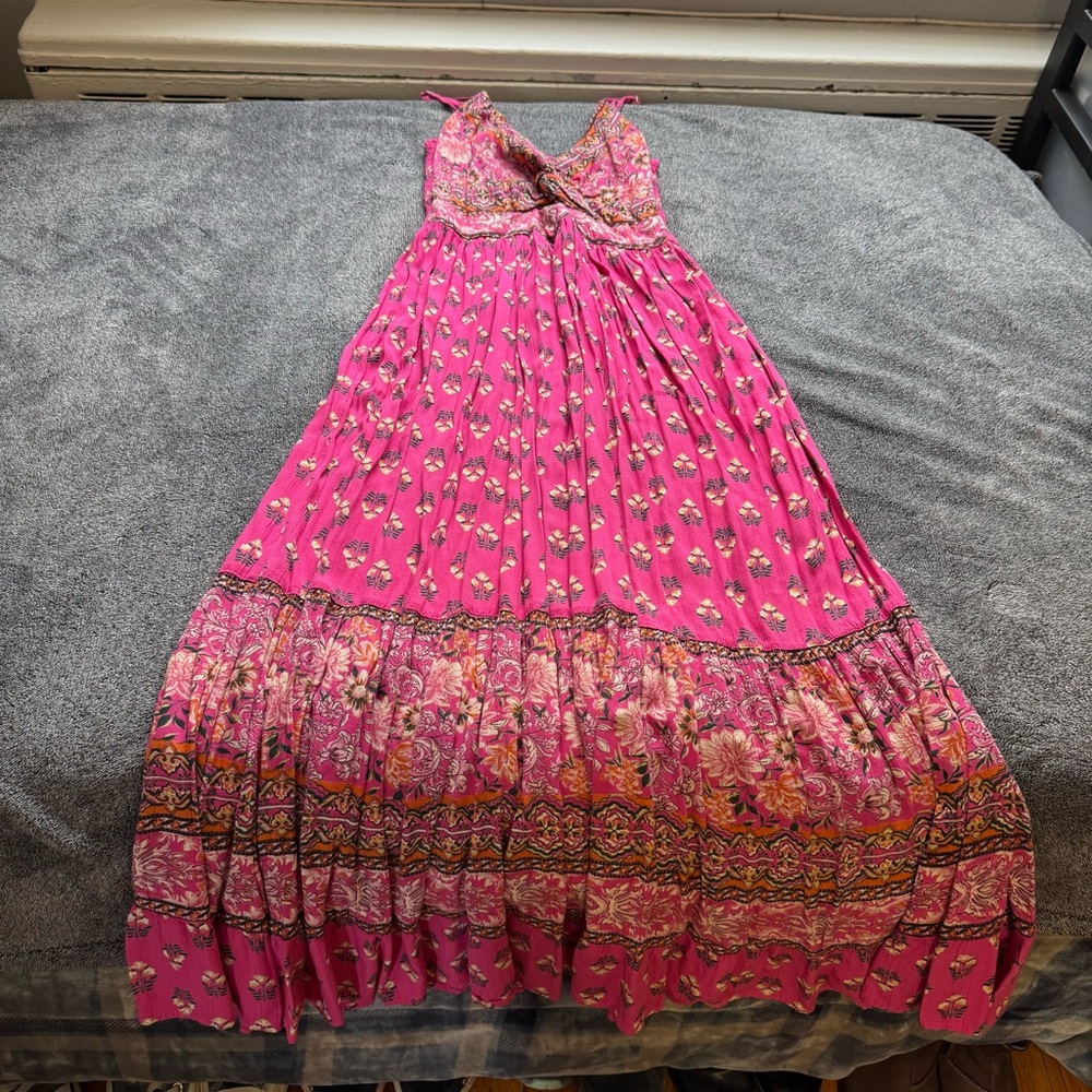 Angie Twist Front Maxi Dress - Fuchsia - Picture 3 of 16